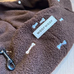 WOOFWOOF draagzak bruin met botjes verstelbaar - afbeelding 2